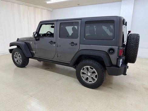 Used 2018 Jeep Wrangler Unlimited Rubicon w/ Dual Top Group AWD/4WD image 3
