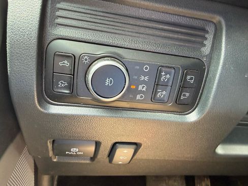 Used 2025 Ford F250 Lariat AWD/4WD image 12