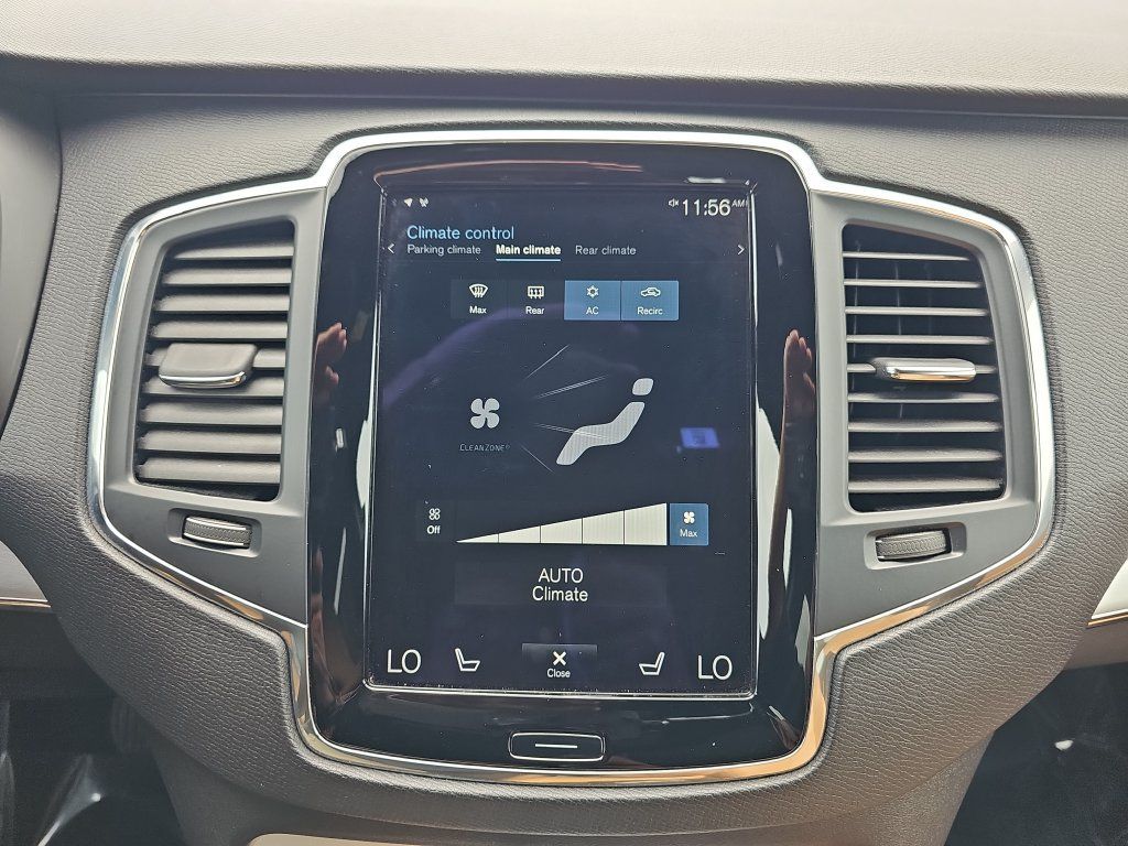 Used 2018 Volvo XC90 T6 Momentum w/ Convenience Package AWD/4WD image 24