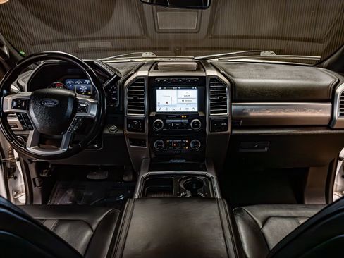 Used 2018 Ford F350 Platinum w/ Platinum Ultimate Package image 18