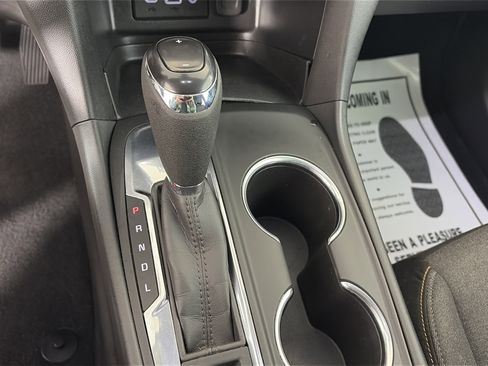 Used 2021 Chevrolet Equinox LT image 27