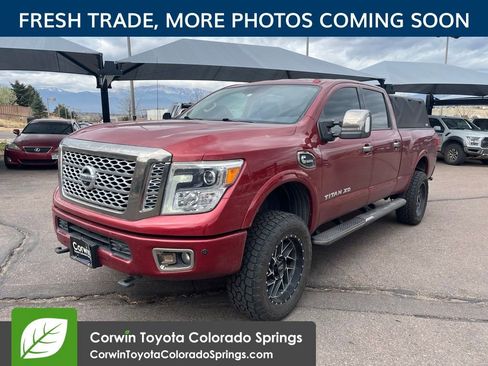 Used 2017 Nissan Titan Platinum Reserve image 3