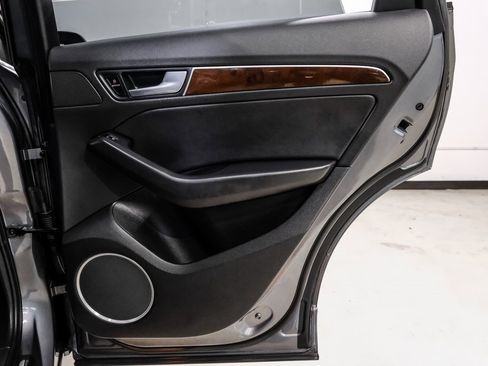 Used 2016 Audi Q5 2.0T Premium Plus w/ Technology Package image 60