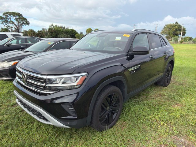 Certified 2020 Volkswagen Atlas Cross Sport SE w/ Panoramic Sunroof Package FWD image 24