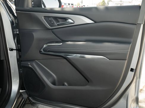 New 2026 Chevrolet Traverse LT w/ Driver Confidence Package image 39