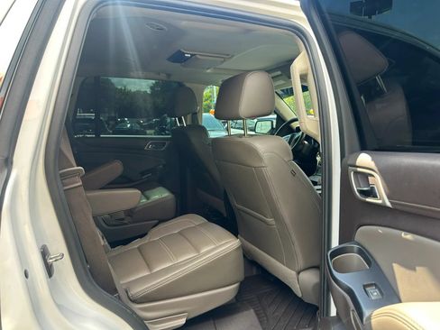 Used 2018 GMC Yukon Denali w/ Denali Ultimate Package AWD/4WD image 17
