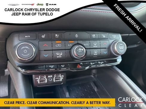 Used 2025 Dodge Durango R/T AWD/4WD image 22