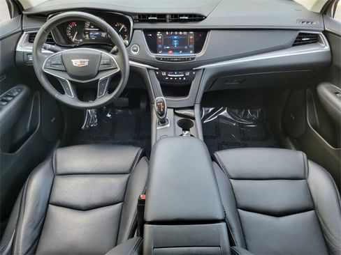 Used 2018 Cadillac XT5 Luxury image 26
