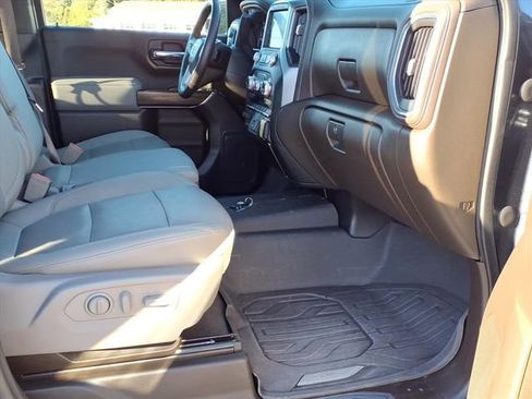 Used 2022 GMC Sierra 1500 SLT image 7