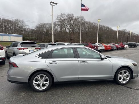 Used 2024 Honda Accord LX image 7