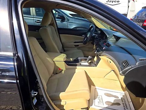 Used 2012 Honda Accord LX image 5