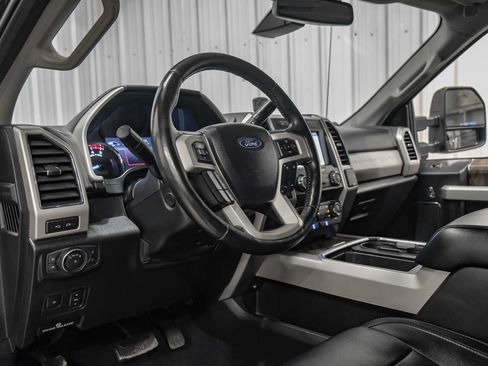 Used 2019 Ford F250 Lariat w/ Lariat Ultimate Package image 15
