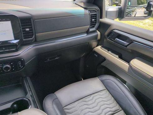 Used 2025 Chevrolet Silverado 2500 ZR2 AWD/4WD image 20
