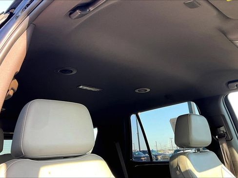 Used 2023 Chevrolet Tahoe LT AWD/4WD image 15