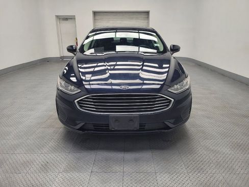 Used 2020 Ford Fusion SE image 15