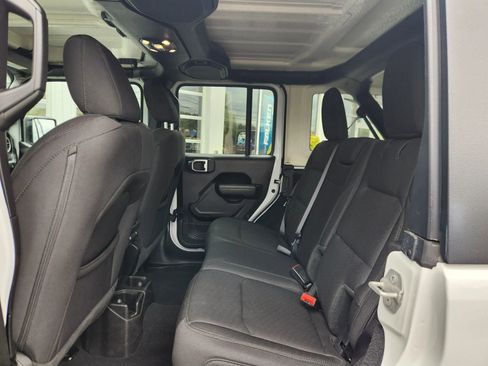 Used 2022 Jeep Wrangler Unlimited Sport AWD/4WD image 40