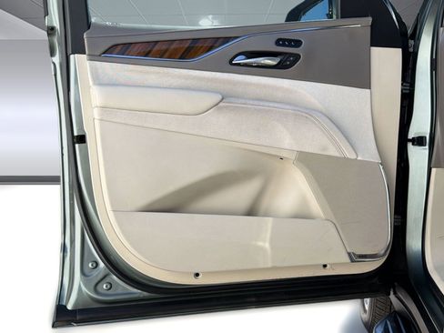 Certified 2024 Cadillac Escalade Premium Luxury Platinum w/ Heavy-Duty Trailer Package image 32