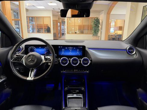 Certified 2025 Mercedes-Benz GLA 250 image 11