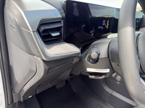 New 2026 Nissan Kicks SV AWD/4WD image 14