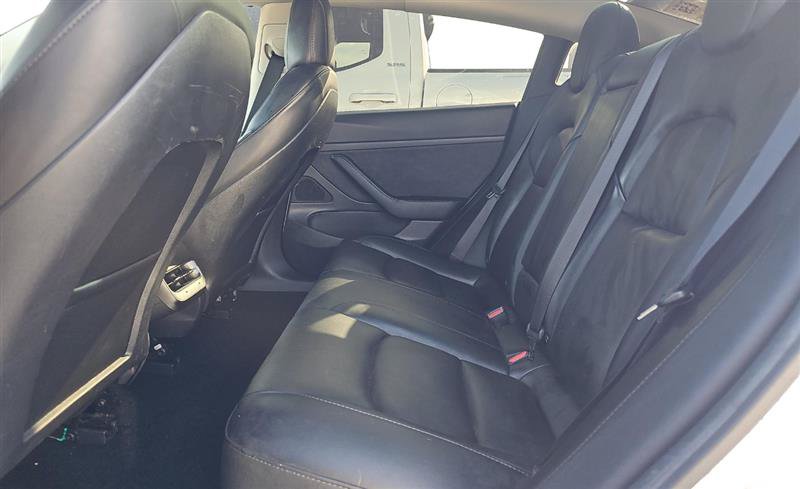 Used 2021 Tesla Model 3 Standard Range Plus RWD image 8
