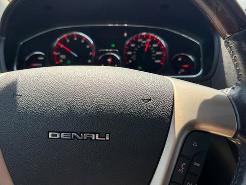 Used 2014 GMC Acadia Denali AWD/4WD image 3