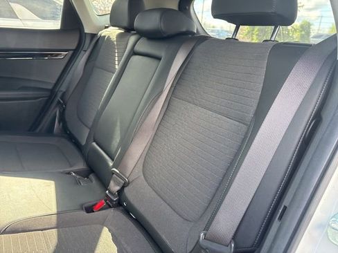 Used 2023 Kia Seltos S image 9