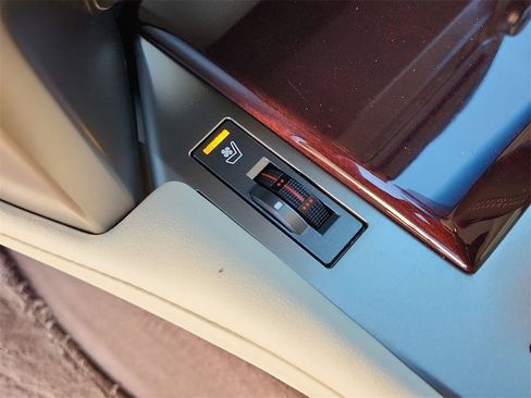 Used 2018 Lexus GX 460 image 28