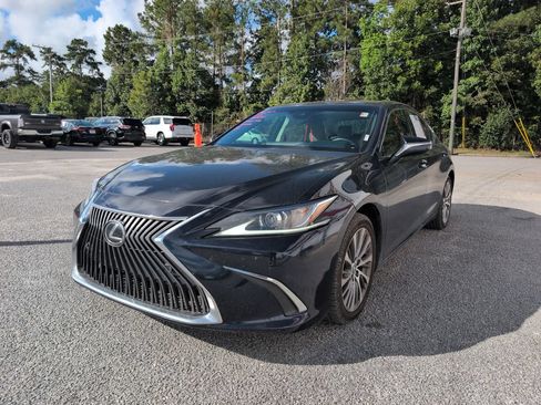Used 2019 Lexus ES 350 w/ Premium Package FWD image 4