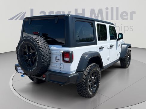 Used 2023 Jeep Wrangler Unlimited AWD/4WD image 5