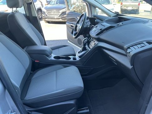 Used 2017 Ford C-MAX SE image 10