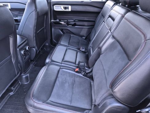 Used 2023 Ford Explorer ST-Line AWD/4WD image 19