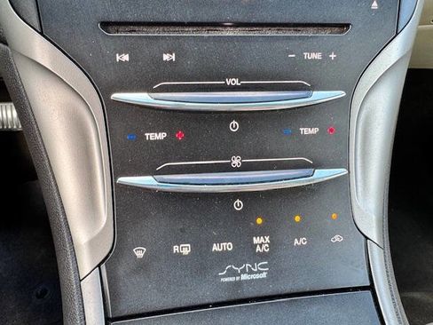 Used 2014 Lincoln MKZ Hybrid w/ Equipment Group 201A Select image 44