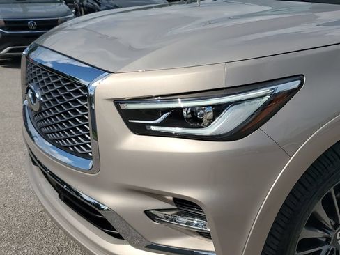 Used 2023 INFINITI QX80 Sensory w/ Cargo Package AWD/4WD image 11