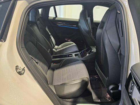 New 2025 Porsche Panamera 4 image 14