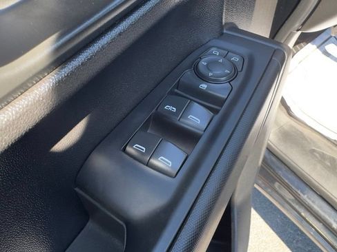 Certified 2024 Chevrolet Silverado 1500 Custom AWD/4WD image 18
