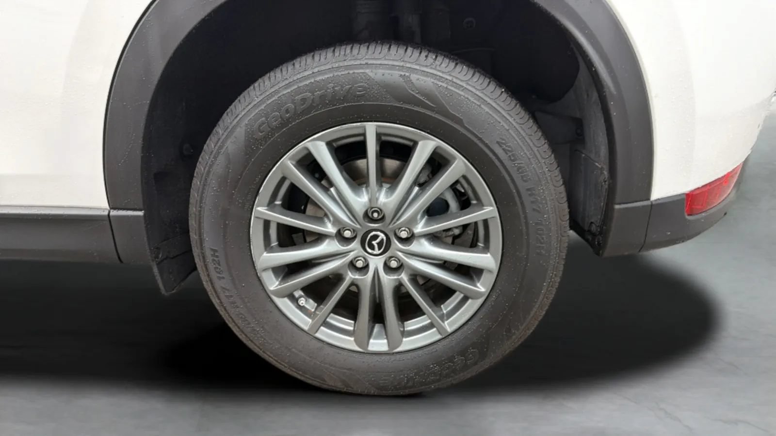 Used 2019 MAZDA CX-5 Touring FWD image 26
