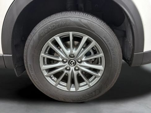 Used 2019 MAZDA CX-5 Touring FWD image 26