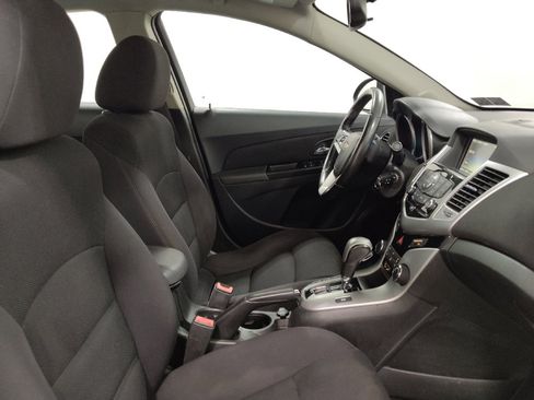 Used 2014 Chevrolet Cruze LT w/ Technology Package FWD image 21