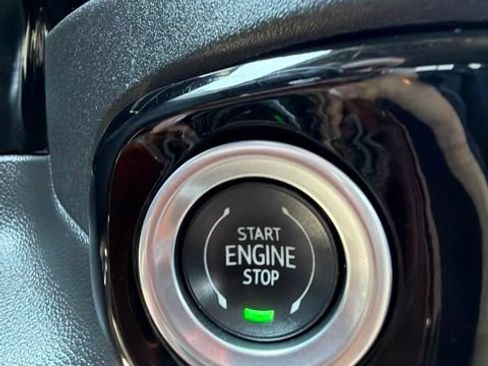 Used 2022 GMC Sierra 1500 SLT w/ SLT Premium Plus Package AWD/4WD image 15