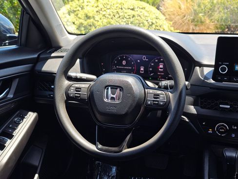 Used 2024 Honda Accord EX image 25