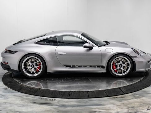 Used 2023 Porsche 911 GT3 RWD image 24