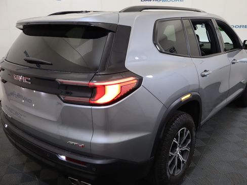Used 2024 GMC Acadia AT4 w/ Luxury Package AWD/4WD image 6