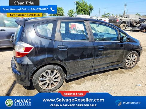 Used 2013 Honda Fit Sport image 4