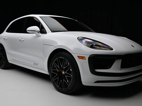 Used 2023 Porsche Macan GTS image 33