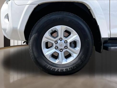 Used 2016 Toyota 4Runner 4WD image 29