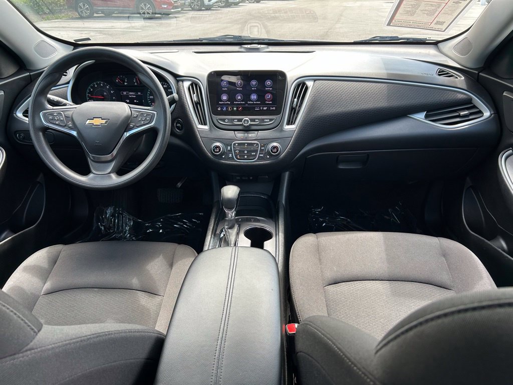 Used 2024 Chevrolet Malibu LT FWD image 11