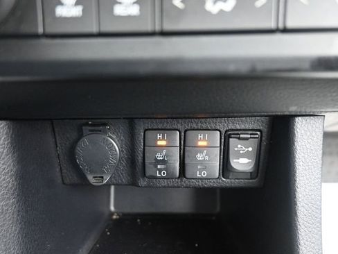 Used 2015 Toyota Corolla S Premium image 15