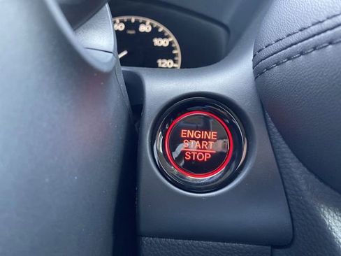 New 2026 Honda HR-V LX image 30