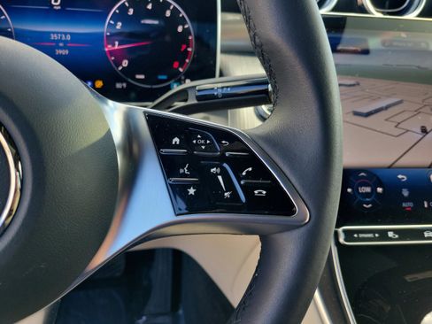 Certified 2026 Mercedes-Benz GLC 300 image 21