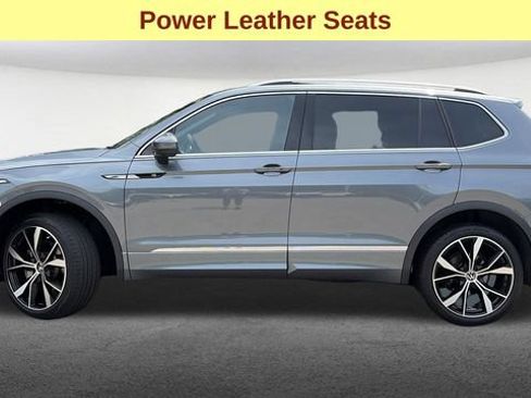 Used 2022 Volkswagen Tiguan SEL R-Line AWD/4WD image 6
